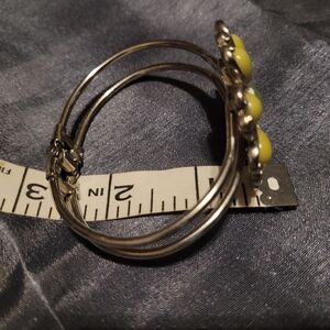 Light Green Flower Silvertone Clasp Bracelet